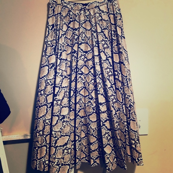 Snake skin leather mid-calf, high-waisted skirt - Picture 1 of 2